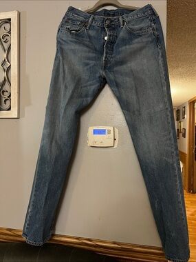 Levi's 501 Men's Straight Jeans — Faded Blue Wash